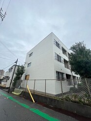 恒風園マンションの物件外観写真